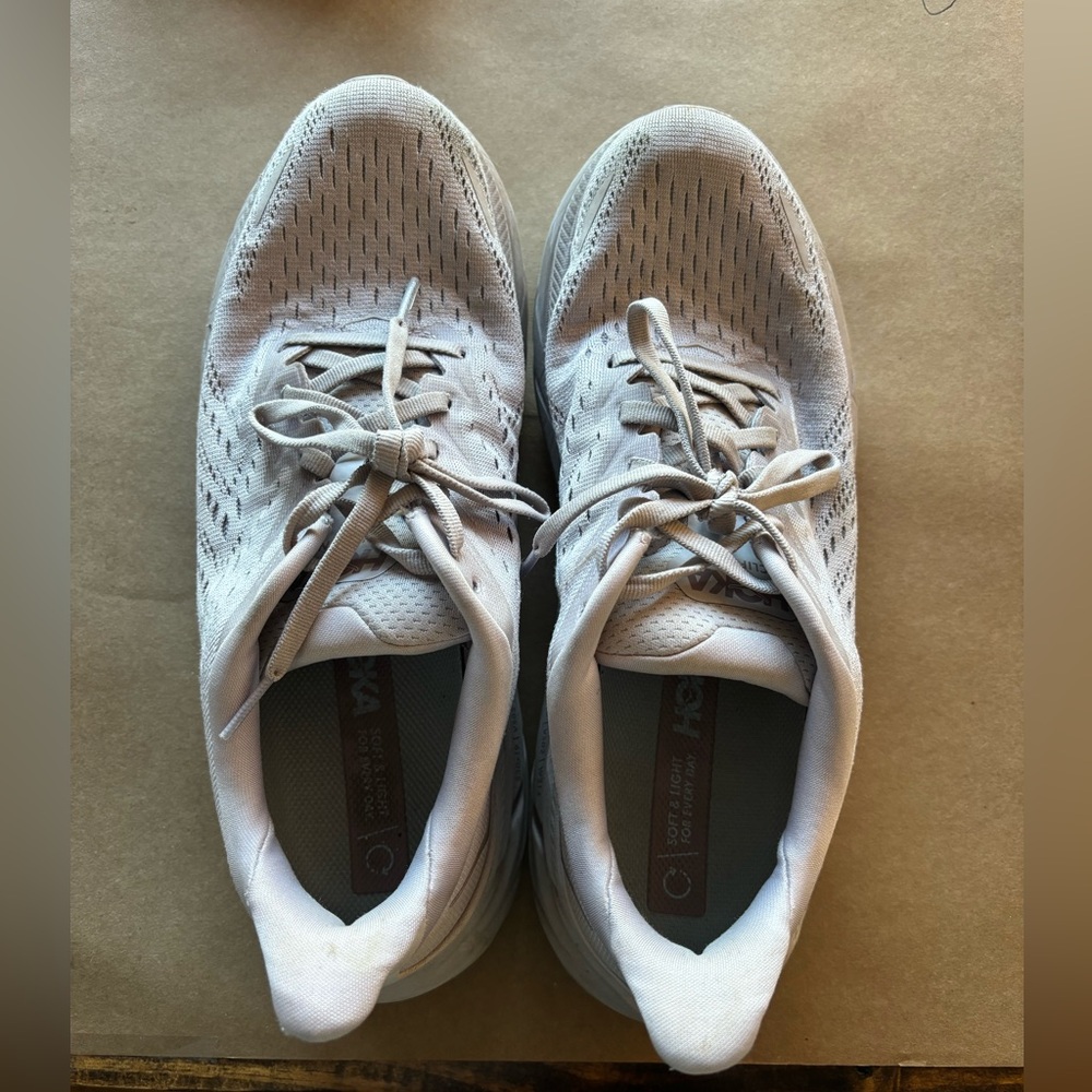 Hoka One Clifton 8’s in Purple